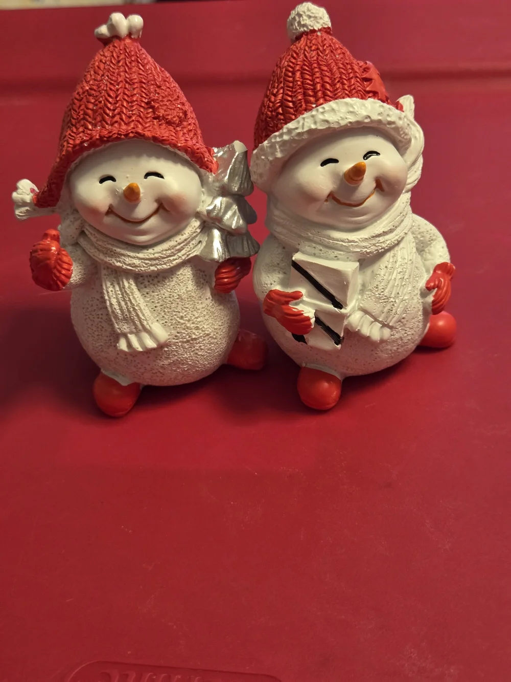Festive Red Hat Snowman Figurines - Holiday Home Décor